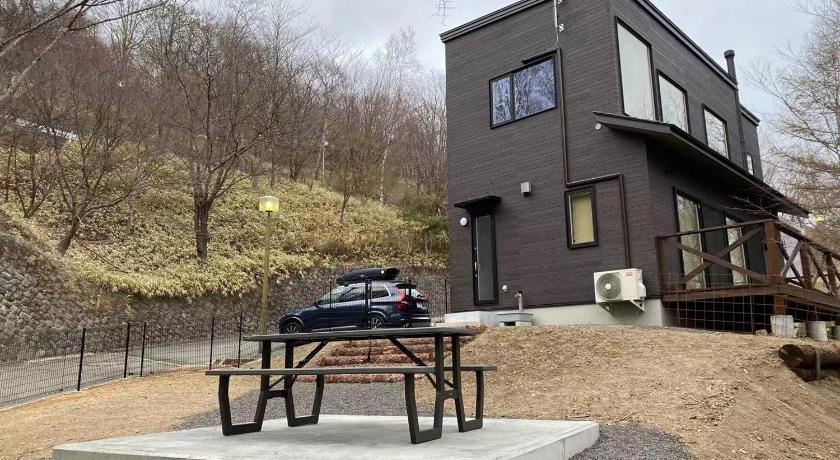 후지오카 晴耕雨読の家#Outlet#Karuizawa station10mins by car#Wifi&Max11ppl#Pet OK#BBQ 4성급 숙소 객실