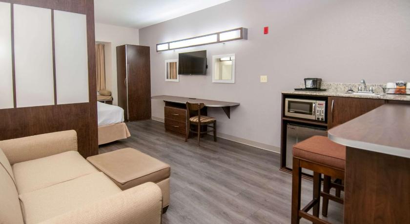 Microtel Inn & Suites by Wyndham Pearl River/Slidell