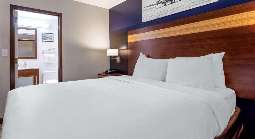 Avion Inn Near LGA Airport, Ascend Hotel Collection