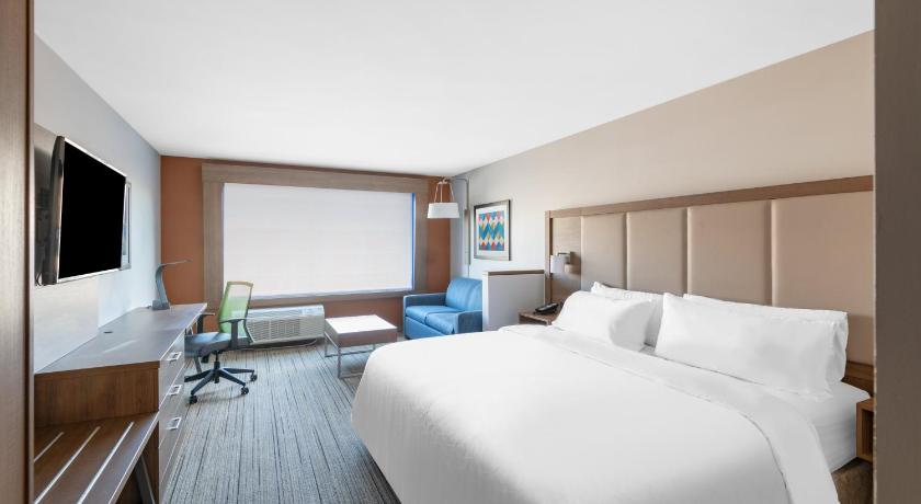 Holiday Inn Express And Suites Phoenix - Airport North