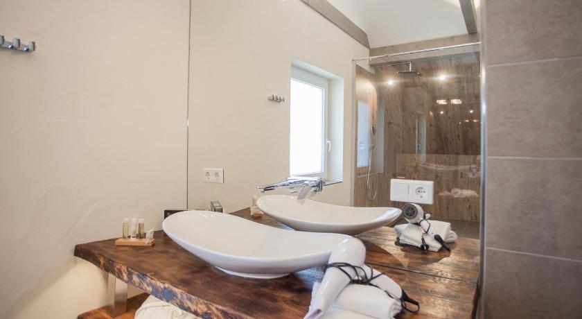 Image of Junior Suite Plus 3