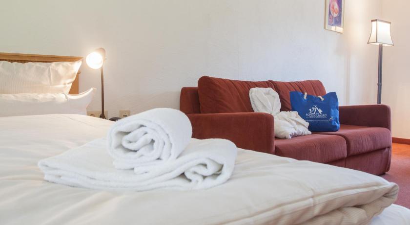 Image of Standard Family Room 1