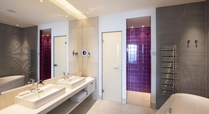 Image of Premium Suite - Sea View & Terrace 2