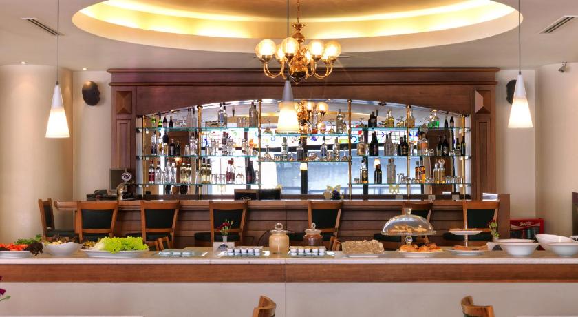 Taksim Metropark Hotel - image 7