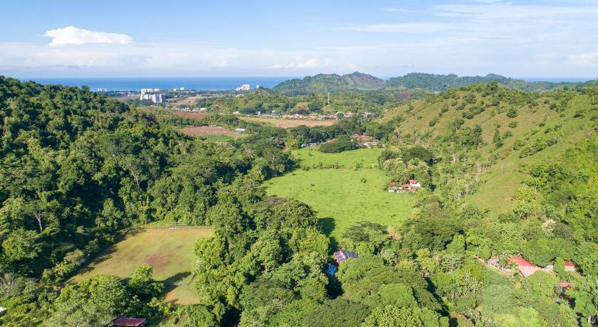 Pumilio Mountain & Ocean Hotel photo
