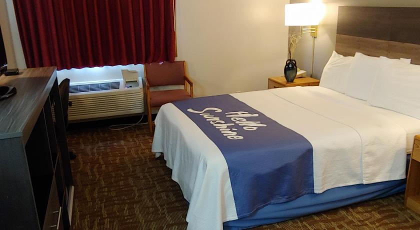 Days Inn by Wyndham West-Eau Claire