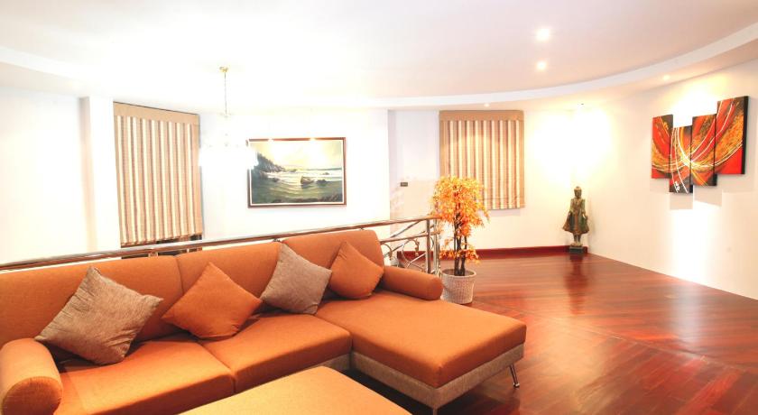 Image of Three-Bedroom Thai Style Luxury Villa with Private Pool 17