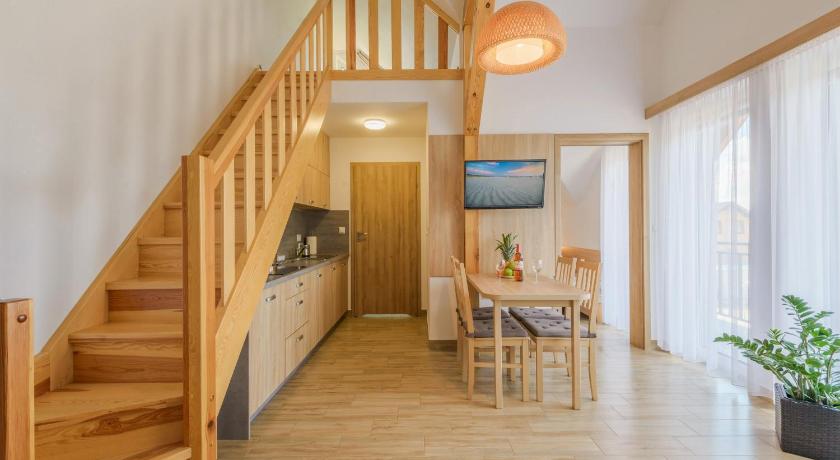 APARTAMENTY PIAMOLA Willa Zacisze Katy Rybackie