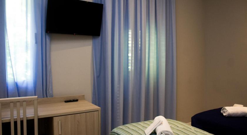 Image of Triple Room 15