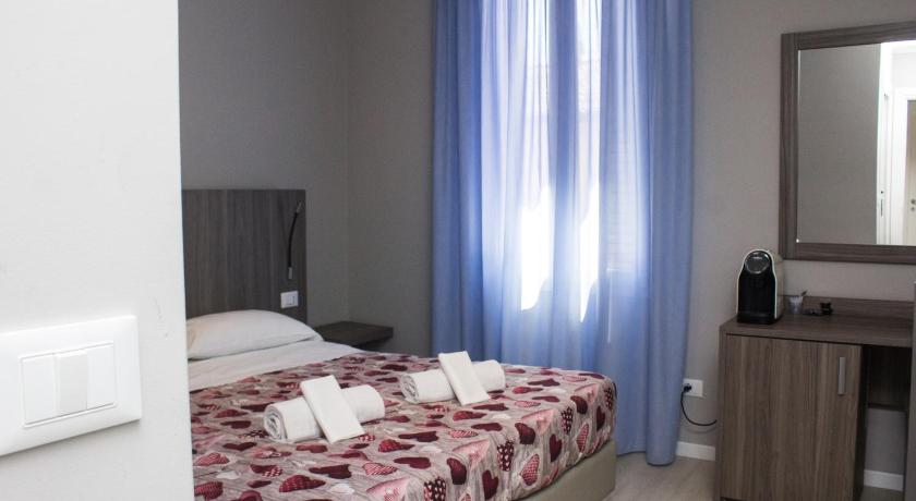 Image of Double or Twin Room 12