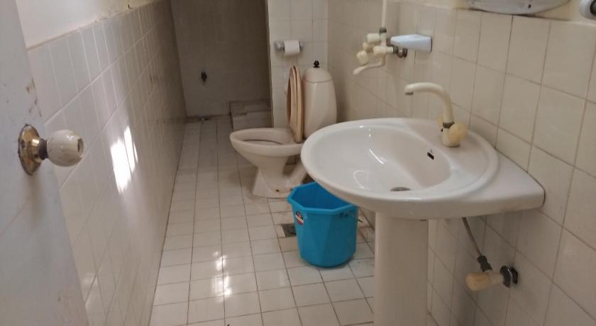 Hotel Ambassador Multan photo
