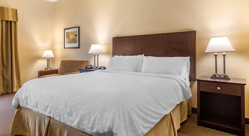 Comfort Inn & Suites