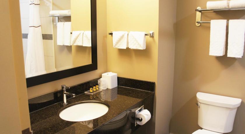 Best Western Plus Fort Saskatchewan Inn and Suites