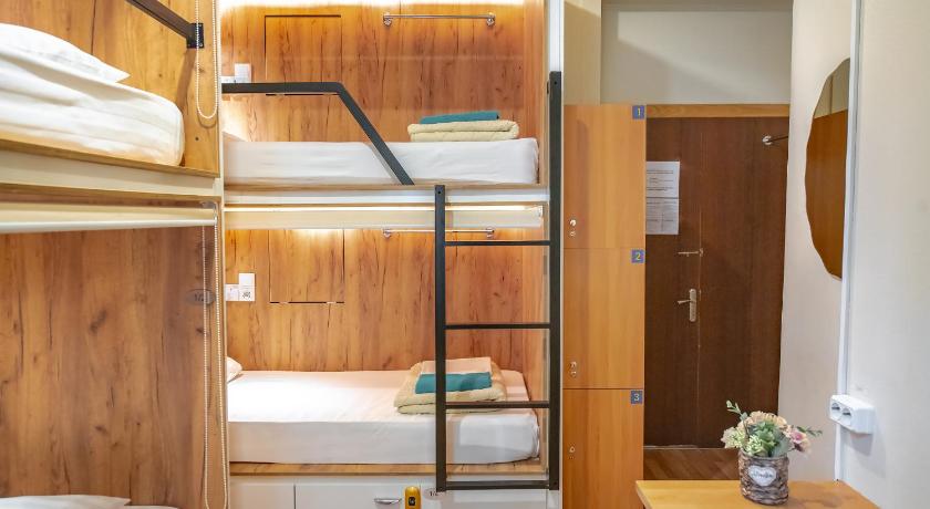Optimum Hostel — Hotel in Vladivostok