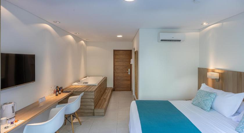 Live Hotel Boutique (Adults only) photo