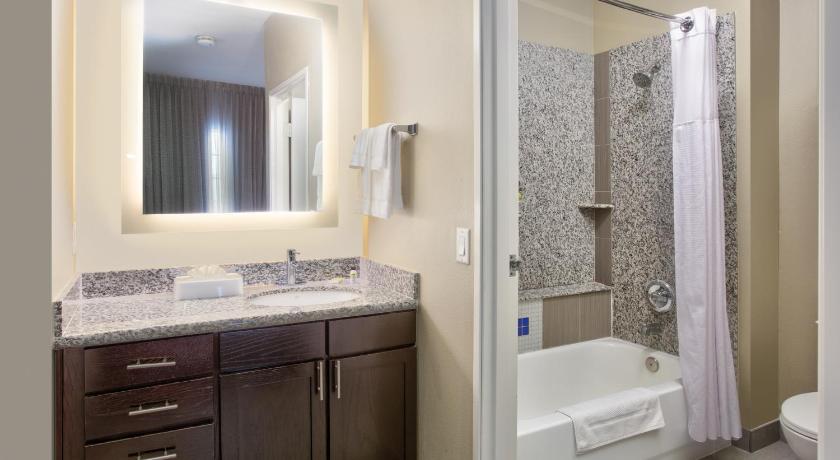 Staybridge Suites Plano