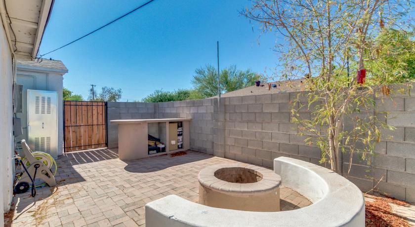 피닉스 (AZ) ULTRA COZY CASITA BY DTWN PHX 4성급 숙소 레스토랑