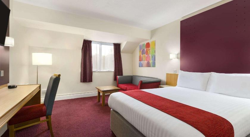 Days Inn by Wyndham Maidstone