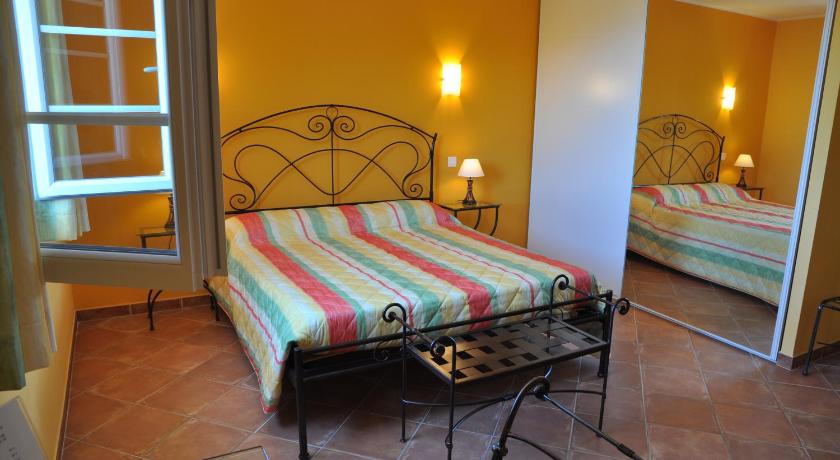 Hotel Du Vignoble photo