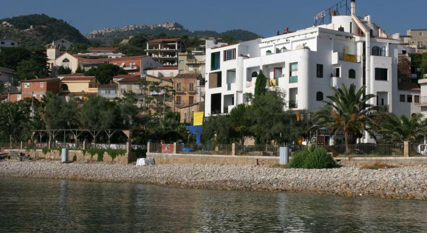 Museo Albergo d'Arte Contemporanea Atelier Sul Mare