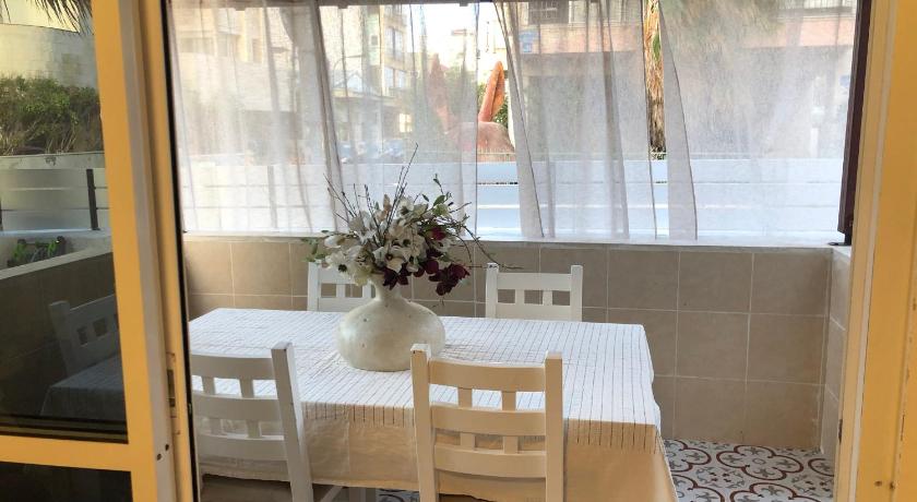 Villa Tlv רחוב הירקון 27 תל אביב photo
