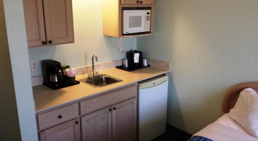 Cocoa Beach Suites Hotel