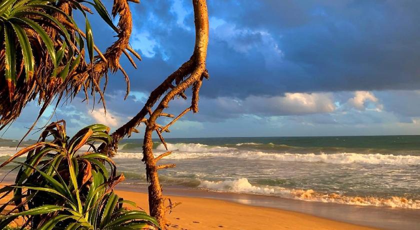 Virage Beach House @ Morava Court — Hotel in Hikkaduwa