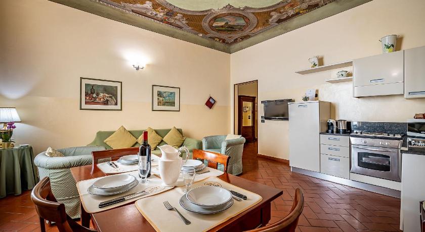 Image of Two-Bedroom Apartment with Duomo View (4 Adults) 3