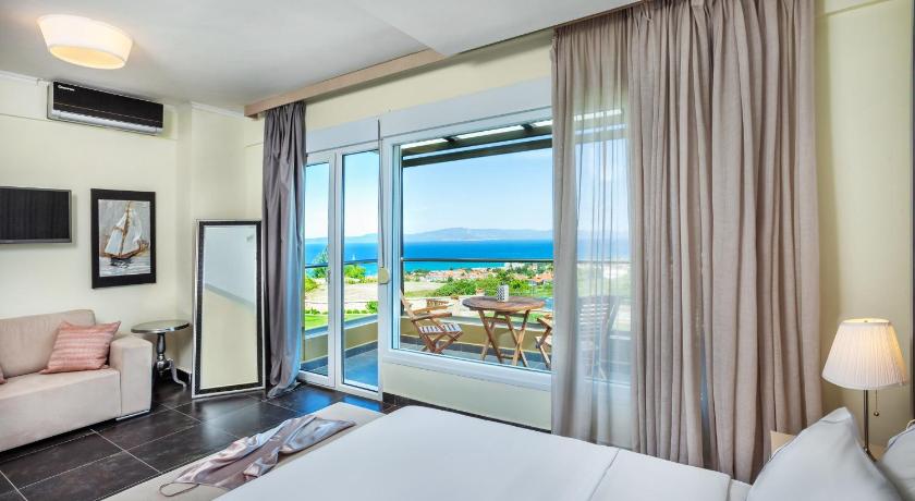 Sunny Villas Resort &amp; Spa — Hotel in Chalkidiki