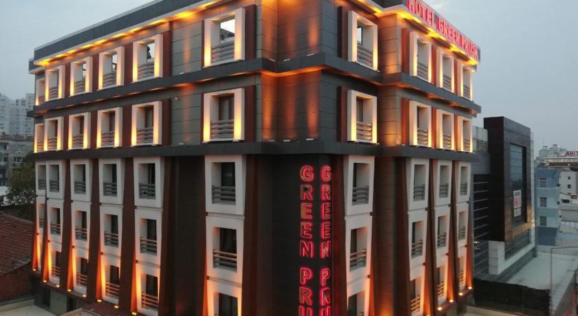 Green Prusa Hotel - image 5