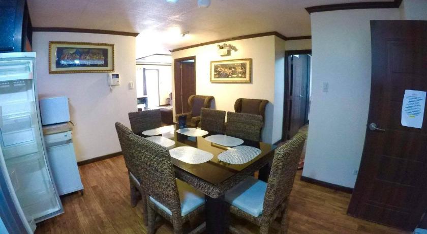 Zenmist Properties- Spacious Three Bedroom Condo — Hotel in Baguio