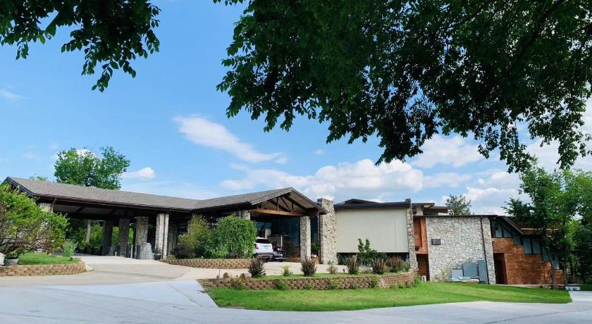 Wangshi China Palace — Hotel in Oklahoma City (OK)