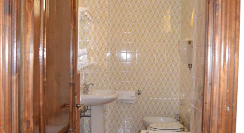 Hotel Roma