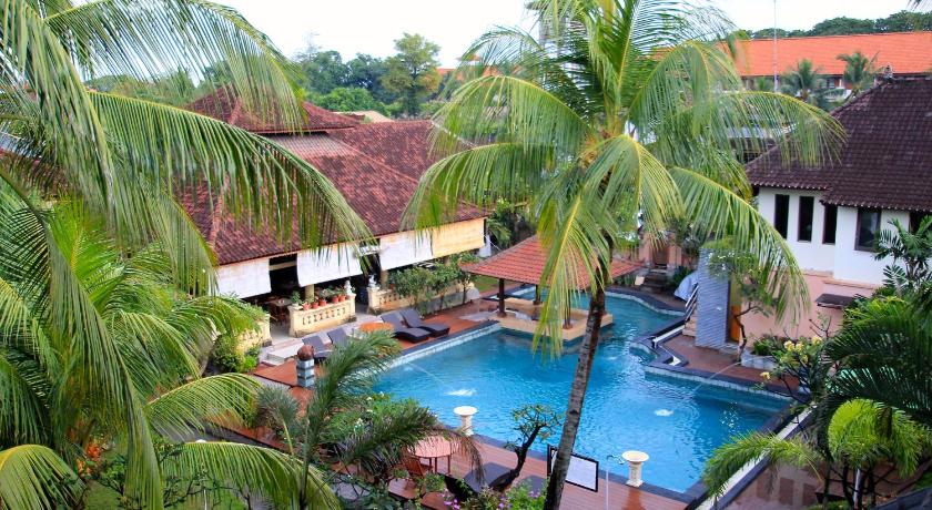 Bakung Beach Resort photo