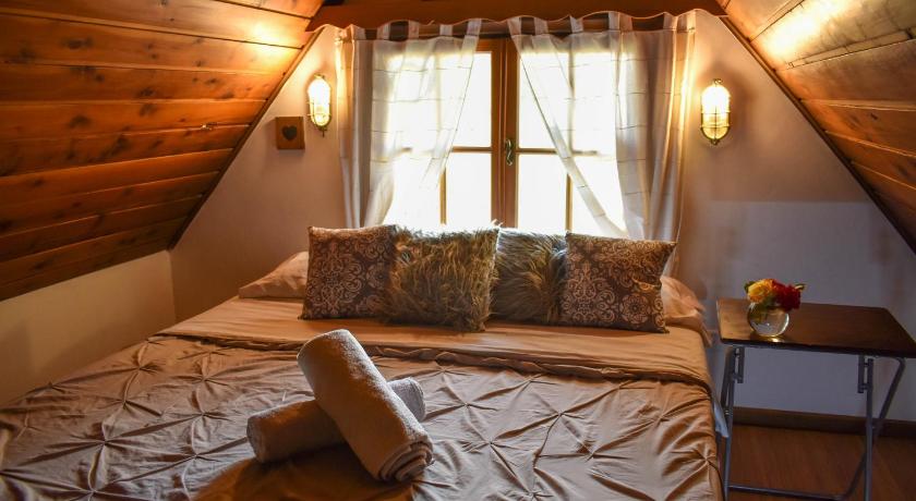 Háromágyas szoba - közös fürdőszobával (Triple Room with Shared Bathroom) fotója 1