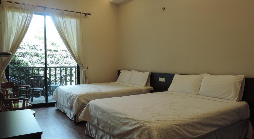 Image of Quad Room for 4 Persons (Private Bathroom) 0