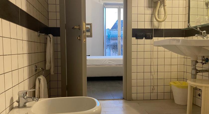 Image of Double Room - Disability Access 9