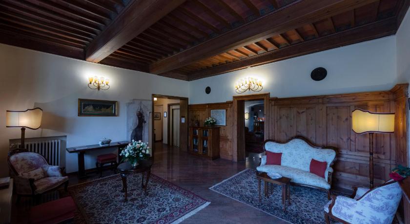 Villa Scacciapensieri Boutique Hotel