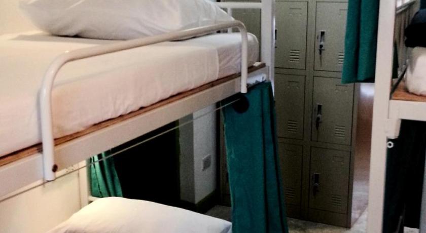 Image of Bed in 14 Bed Mixed Dormitory Room 3