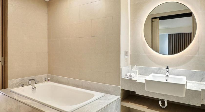 Imatge de Executive Suite with 1 king size bed 7