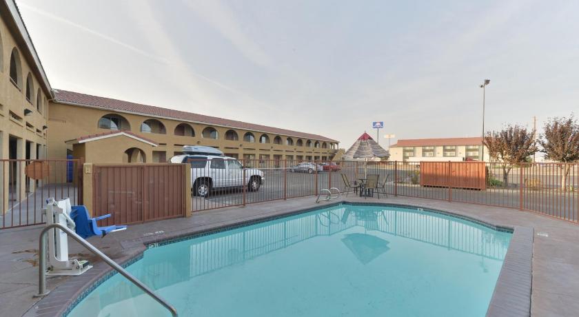 Rodeway Inn Delano photo