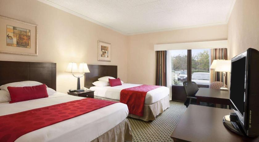 Ramada by Wyndham Newark/Wilmington