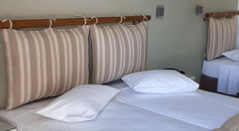 รูปของห้องสุพีเรียร์สำหรับสามท่าน (Superior Triple Room) 13
