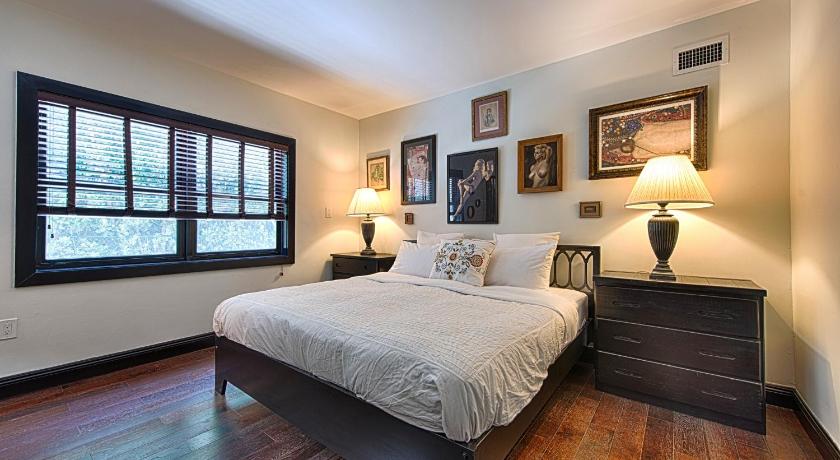 Best Price On Miami Whitehouse Apartments In Miami Beach Fl