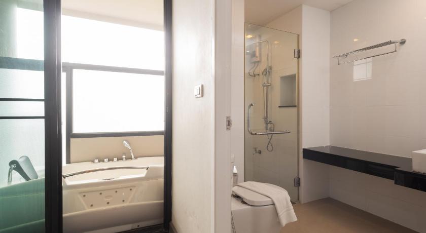 Image of Apartment with Balcony 2