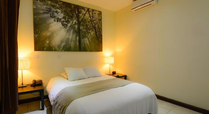 Image of Standard 1 Double Bed. (3rd floor, No elevator) 5