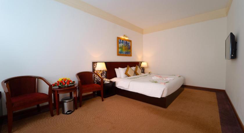 Image of Suite River View 8