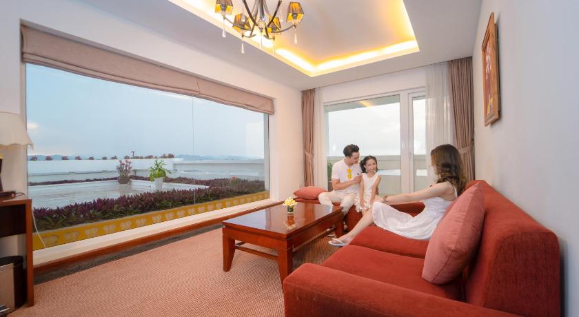 Image of Premier Suite River View 7