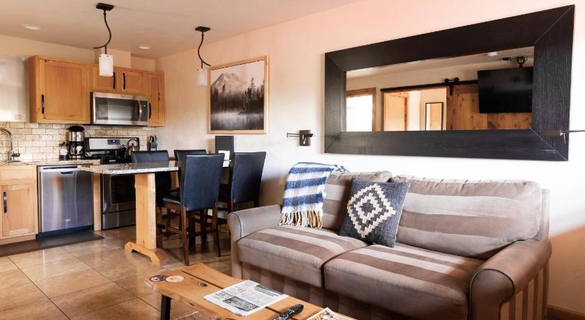 Wall Street Suites photo