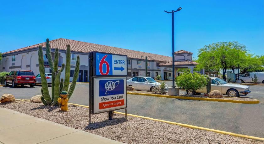 Motel 6-Apache Junction, AZ